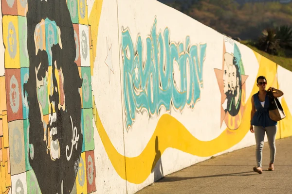 HAVANA - 26 февраля: Гранж-граффити портрет Че Гевары — стоковое фото