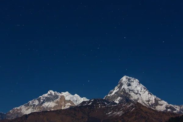 Annapurna I Himalaya Dağları görünümü Poon Hill hemen hemen 3210m. — Stok fotoğraf