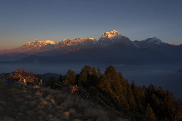 Himalaya Dağları görünümü Poon Hill gündoğumu, 3210m — Stok fotoğraf