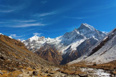 Machhapuchchhre dağın - balık kuyruğu İngilizce bir dağıdır
