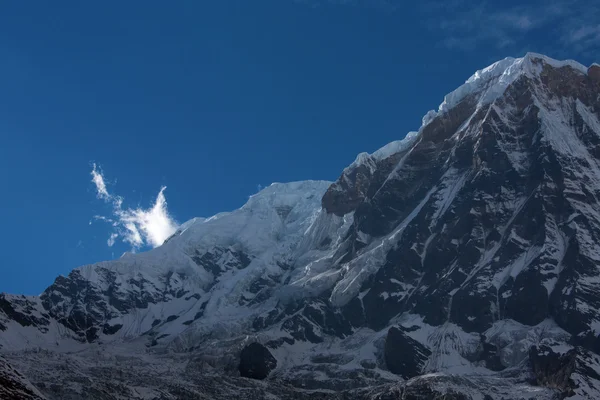 Pohled od Annapurna základního tábora Himaláje na Annapurna I — Stock fotografie