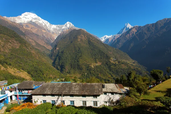 Annapurna ik Himalaya Mountains in Nepal — Stockfoto