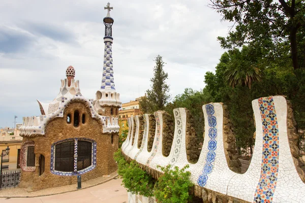 Fairy tale house in Park Guell, Barcelona, Spain. — Stock Photo, Image