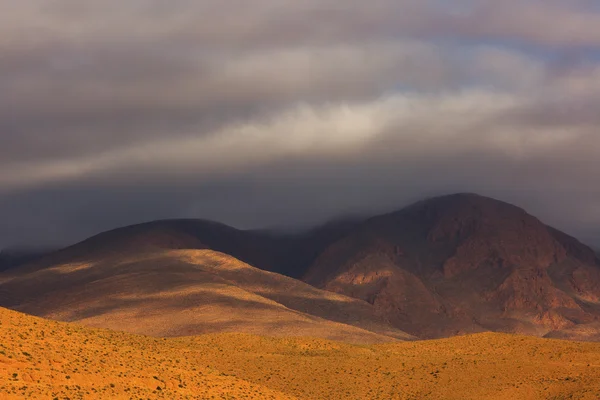 Gargantas de Dades, Montaña Atlas en Marruecos. Dedos de mono . — Foto de Stock