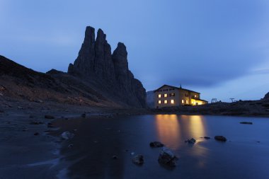Güzel manzara İtalya güzellik, Dolomites / Dolomiti dağlar