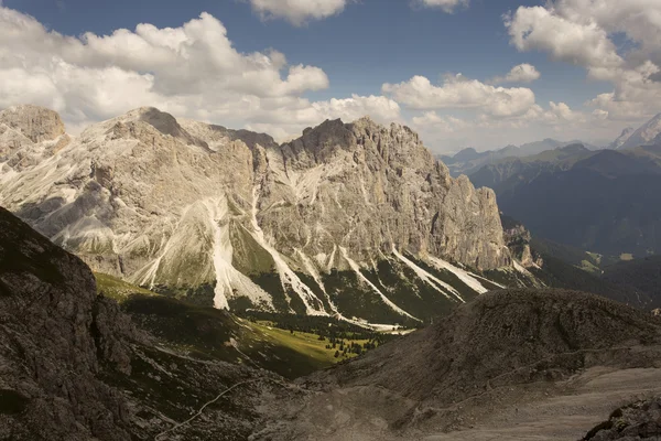 ドロミテの山、イタリアの美しい風景 — ストック写真