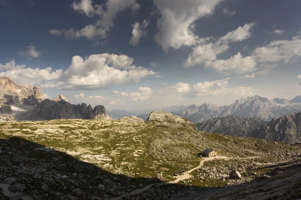 Mooi landschap op Nationaalpark Tre Cime di Lavaredo. Dolom — Stockfoto