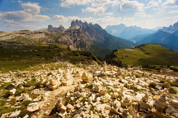 Stenen in bergen van de Dolomieten — Stockfoto