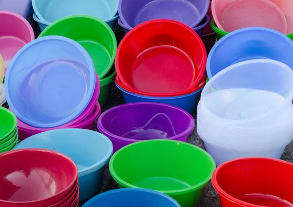 renkli plastik kase 