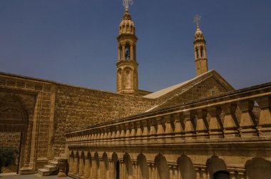 Avlu Mor Gabriel Manastırı