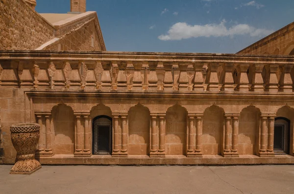 Courtyard of Mor Gabriel Monastery — Stock Photo, Image