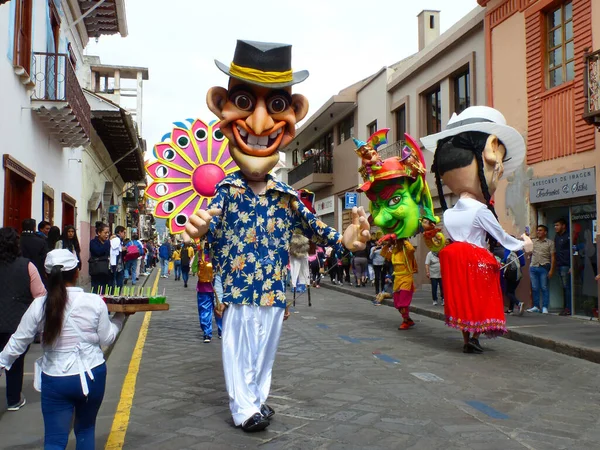 Cuenca Ecuador Februari 2020 Parad Karnevalen Den Historiska Stadskärnan Cuenca — Stockfoto