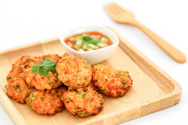 Gebakken kip taarten, Thais eten. Vetarm voedsel goed voor de gezondheid. — Stockfoto