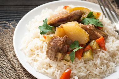 Risotto et ve sebze.