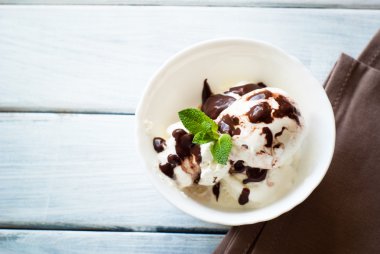 Vanilyalı dondurma.