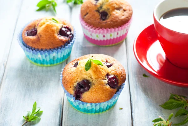 Muffin con ciliegia — Foto Stock