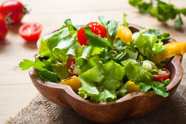 Fresh vegetable salad — Stock Photo, Image