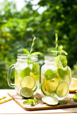 Yaz içecek limonata mojito