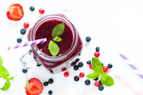Berry mezcla smoothie —  Fotos de Stock