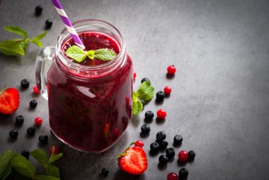Berry mix güler yüzlü
