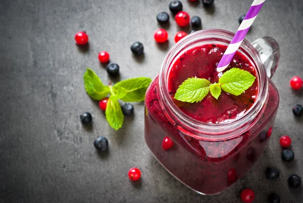 Berry mezcla smoothie —  Fotos de Stock