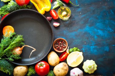 Yemek yapmak için malzemeler.