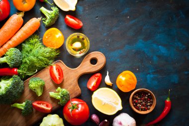 Yemek yapmak için malzemeler.