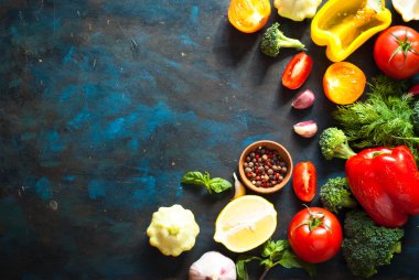 Yemek yapmak için malzemeler.