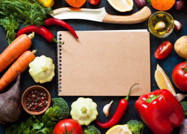 Yemek yapmak için malzemeler.