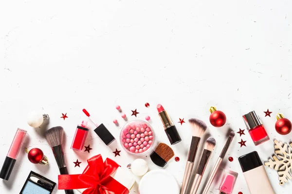Cosmetici invernali trucco, vacanze di Natale shopping. — Foto Stock