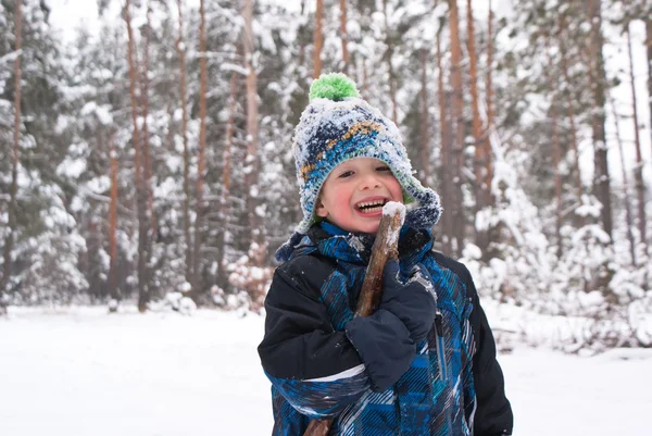 Happy boy in the winter — Stock Photo, Image