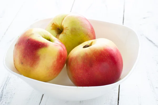 Some apples in the plate — Stock Photo, Image
