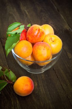 Bir haykırmak içinde bazı kayısı