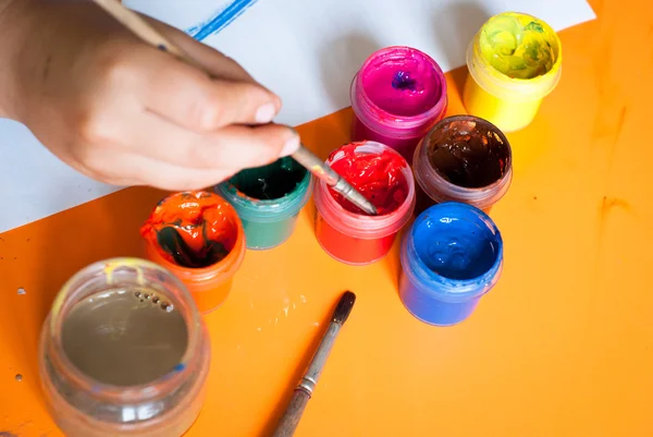 Varias latas de pintura — Foto de Stock