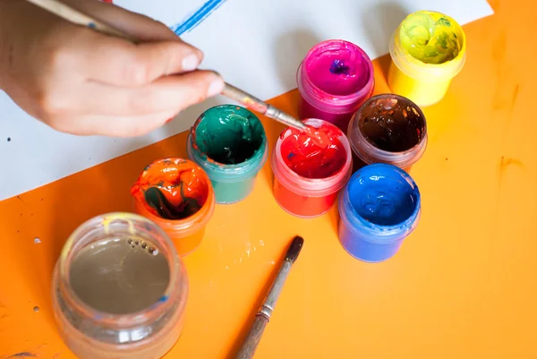 Varias latas de pintura — Foto de Stock