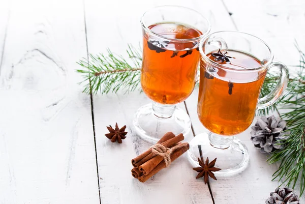 Hot  tea with spices — Stock Photo, Image