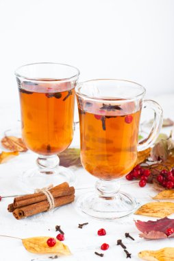 Sonbahar sıcak çay