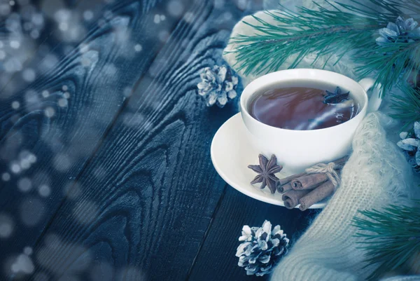 Winter black tea — Stock Photo, Image