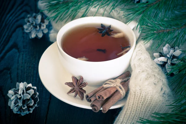 Winter black tea — Stock Photo, Image