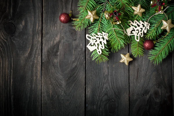 Decoraciones de Navidad en el fondo de madera — Foto de Stock