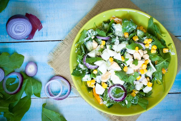 Salade verte fraîche à l'oseille — Photo