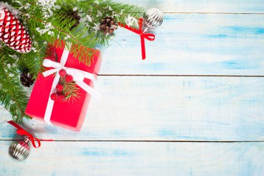 Christmas kırmızı hediye kutusu