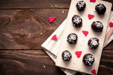 Çikolata ile ev yapımı tatlılar