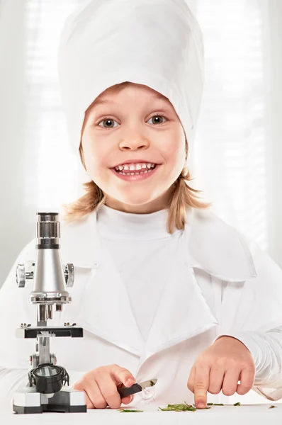 Microscope Boy lesson — Stock Photo, Image