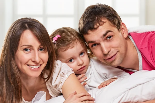 Geluk familieportret — Stockfoto