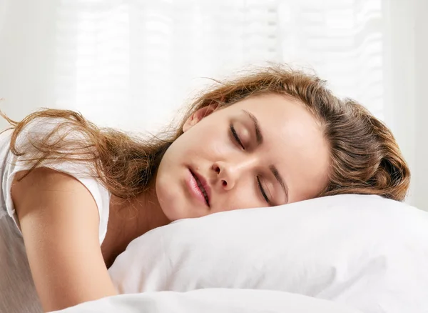 Schoonheid vrouw slapen — Stockfoto