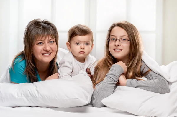 Mutter und Töchter — Stockfoto