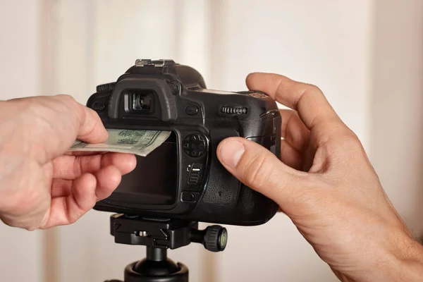 Photography earning concept — Stock Photo, Image