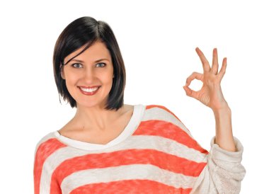 ok işaretini belirten genç bayan