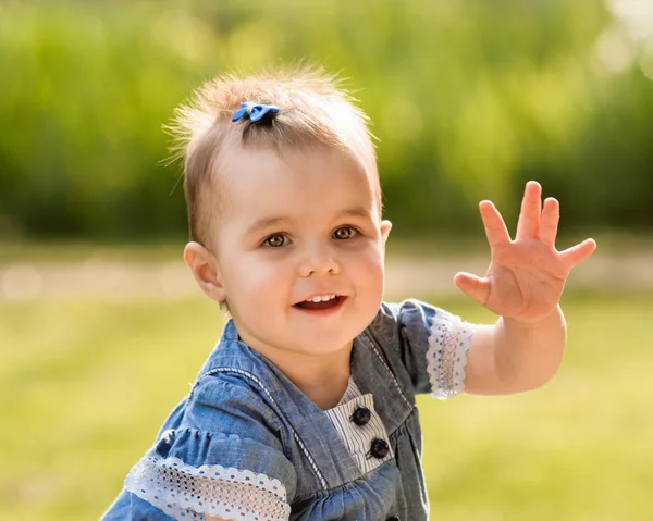 Small baby girl — Stock Photo, Image